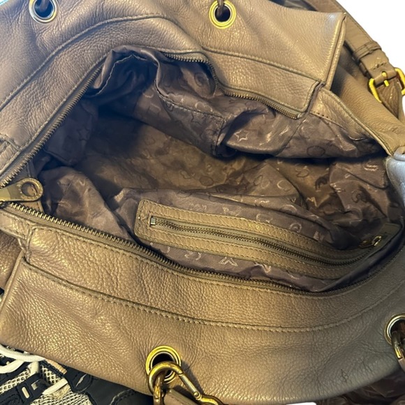 Coach Pebbled Leather Purse - Picture 6 of 8